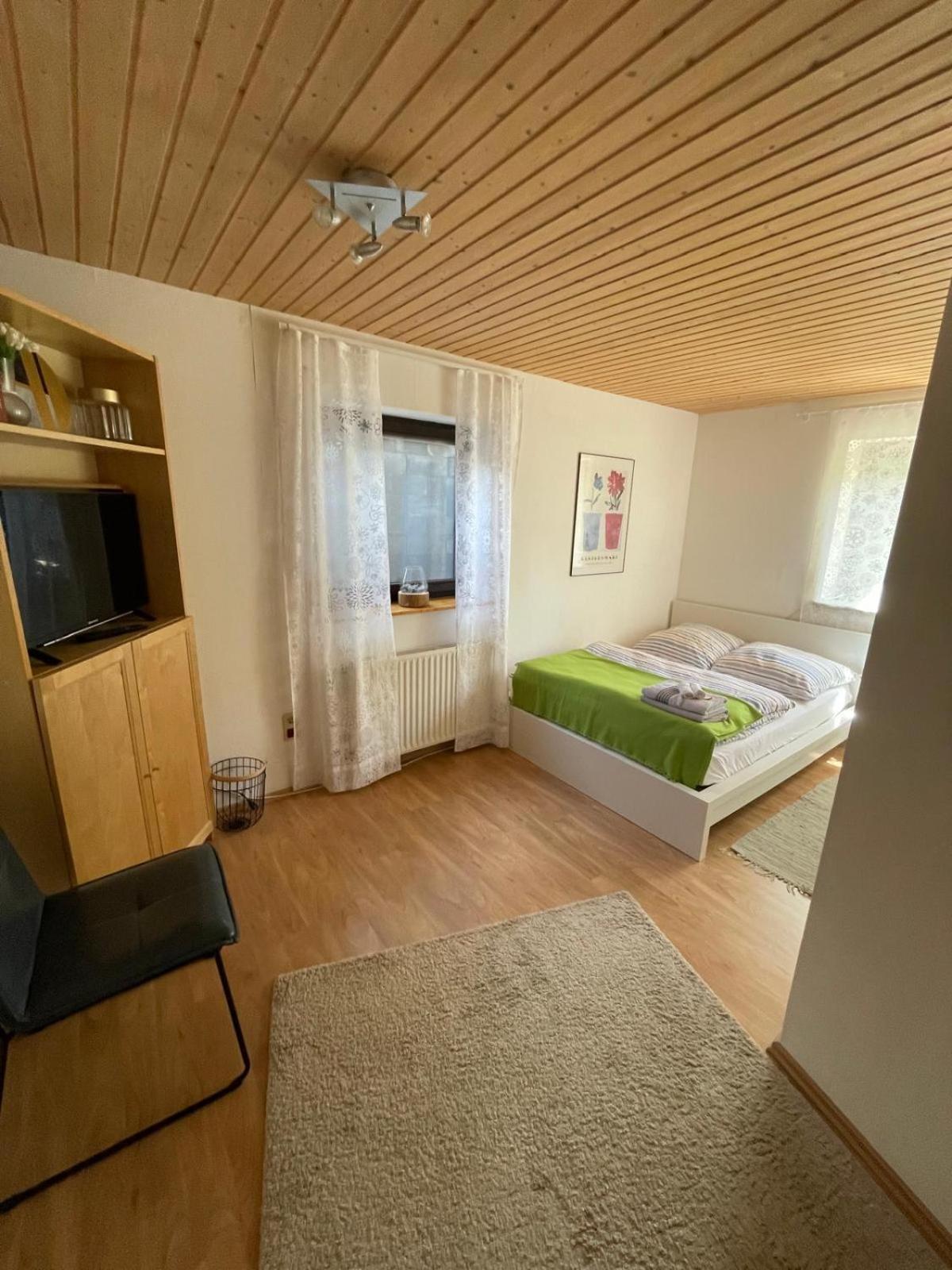 Gemuetliche Wohnung Am Tor Zum Schwarzwald Nagold Esterno foto